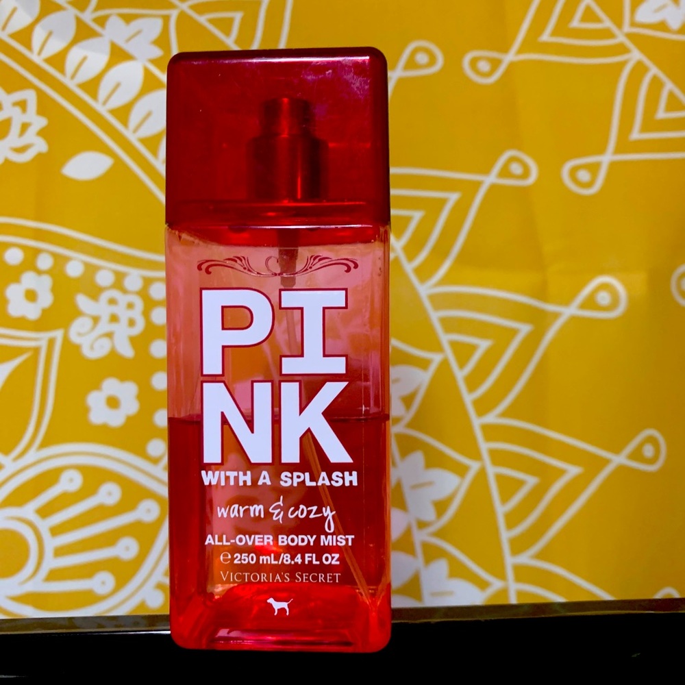 VS Pink Warm and Cozy